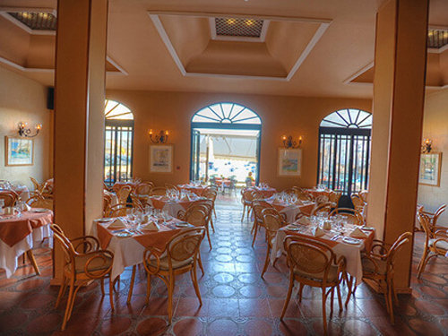 Restaurant area at the St Patricks Hotel